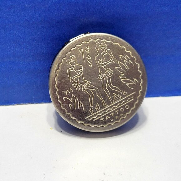 Antique Rare Tattoo Rouge Powder Compact with Makeup Inside - Picture 2 of 6